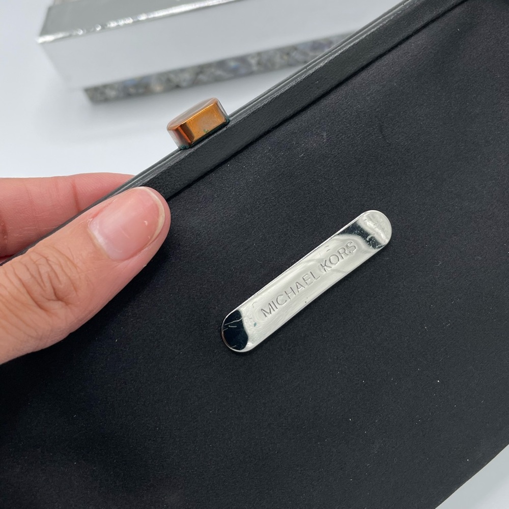 MK Small Wallet Pouch - Picture 5 of 11